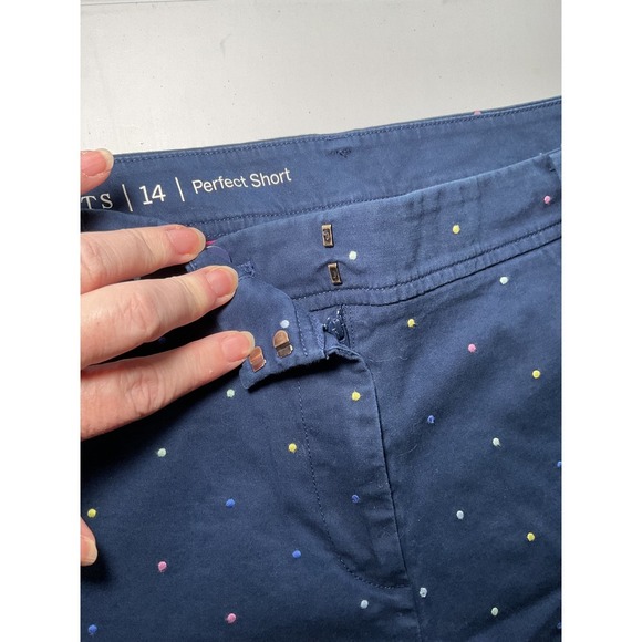 Talbots Perfect Short Polka Dot Cotton Blend Casual Shorts Size 14 - Picture 3 of 10